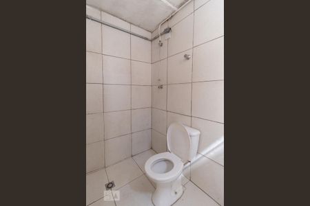 Casa para alugar com 80m², 2 quartos e 1 vaga Casa para alugar com 80m², 2 quartos e 1 vagaBanheiro