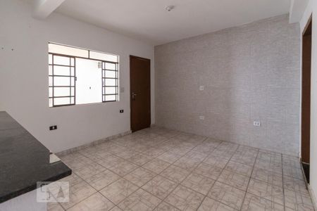 Sala de casa para alugar com 2 quartos, 80m² em Cipava, Osasco