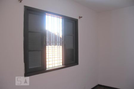 Casa à venda com 125m², 4 quartos e 2 vagasQuarto 2