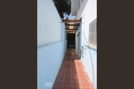 Casa à venda com 125m², 4 quartos e 2 vagasCorredor Quintal 