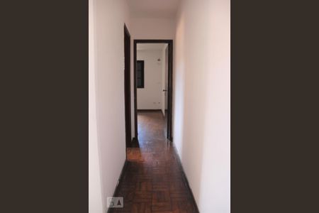 Casa à venda com 125m², 4 quartos e 2 vagasCorredor Quartos 