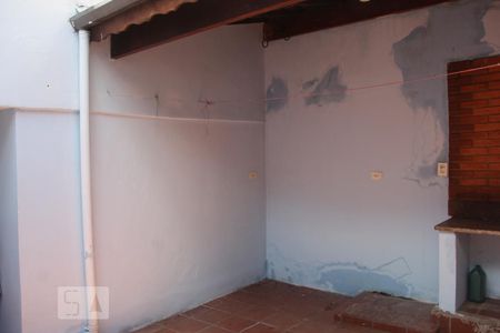 Casa à venda com 125m², 4 quartos e 2 vagasChurrasqueira