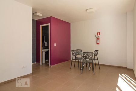Apartamento para alugar com 65m², 2 quartos e 2 vagasÁrea comum - Salão de festas