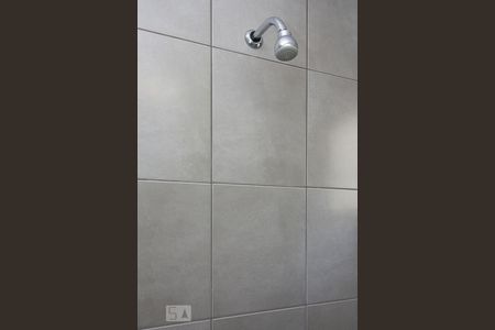 Apartamento para alugar com 65m², 2 quartos e 2 vagasChuveiro - Banheiro