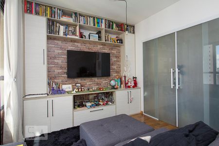 Sala e Quarto 2 de apartamento para alugar com 2 quartos, 65m² em Perdizes, São Paulo