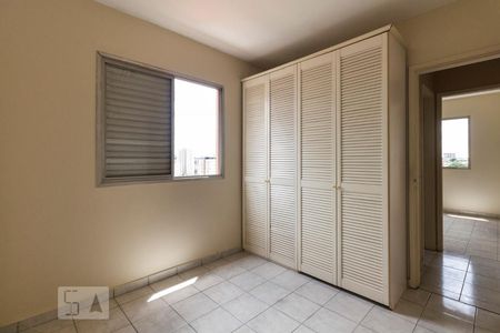 Apartamento à venda com 70m², 2 quartos e 1 vagaQuarto 2