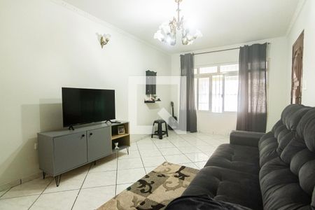 Sala de casa à venda com 4 quartos, 152m² em Vila Nhocune, São Paulo
