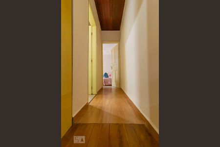 Corredor de casa para alugar com 3 quartos, 125m² em Aclimação, São Paulo