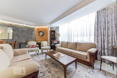 Sala de casa à venda com 3 quartos, 280m² em Nova Petrópolis, São Bernardo do Campo