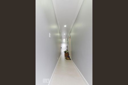 Casa à venda com 280m², 3 quartos e 3 vagasCorredor de Acesso