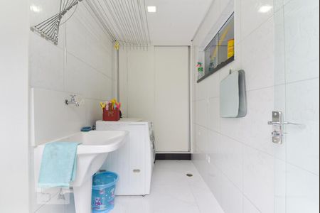 Casa à venda com 280m², 3 quartos e 3 vagasLavanderia