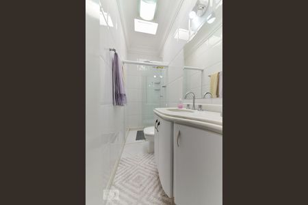 Casa à venda com 280m², 3 quartos e 3 vagasBanheiro da Suíte 1