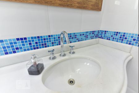 Casa à venda com 280m², 3 quartos e 3 vagasBanheiro da Suíte 3