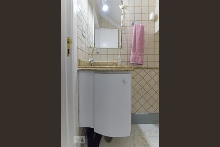 Casa à venda com 280m², 3 quartos e 3 vagasLavabo