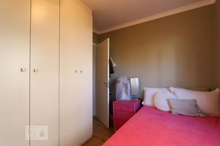 Apartamento à venda com 74m², 2 quartos e 2 vagasSuíte 2
