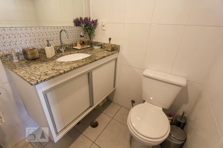 Apartamento à venda com 74m², 2 quartos e 2 vagasLavabo