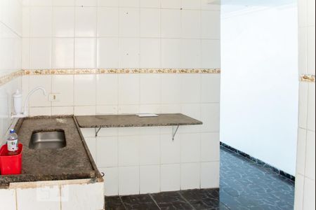 Apartamento à venda com 44m², 2 quartos e sem vaga Apartamento à venda com 44m², 2 quartos e sem vagaCozinha e Área de Serviço