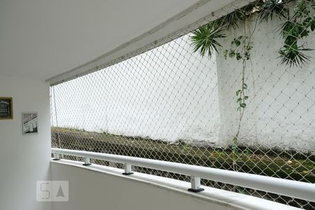 Apartamento à venda com 76m², 2 quartos e 1 vagaVista Quarto 2