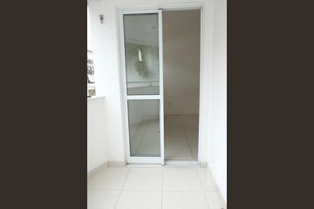 Apartamento à venda com 76m², 2 quartos e 1 vagaVaranda Suíte