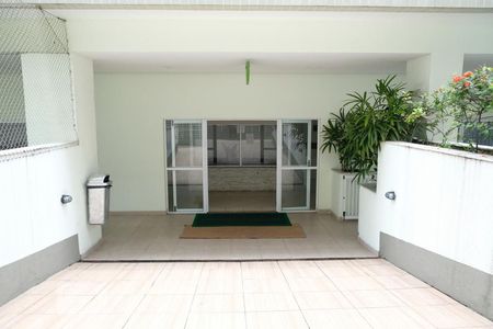 Apartamento à venda com 76m², 2 quartos e 1 vagaHall de Entrada