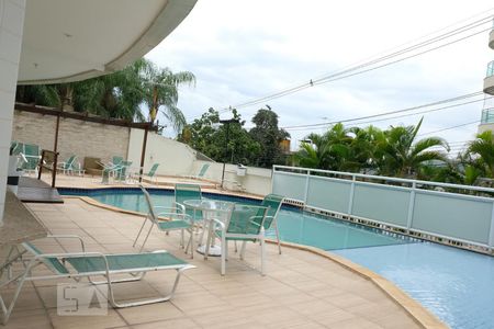 Apartamento à venda com 76m², 2 quartos e 1 vagaÁrea comum - Piscina