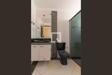 Casa à venda com 170m², 3 quartos e 5 vagasBanheiro da Suíte