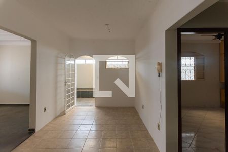Casa à venda com 170m², 3 quartos e 5 vagasCopa e Cozinha