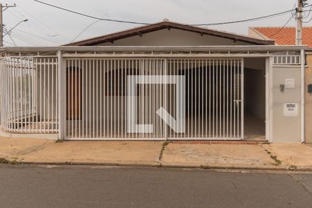 Casa à venda com 170m², 3 quartos e 5 vagasFachada