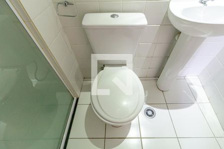 Banheiro de kitnet/studio à venda com 1 quarto, 28m² em República, São Paulo