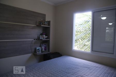 Dormitório 1 de apartamento à venda com 2 quartos, 56m² em Vila Pierina, São Paulo