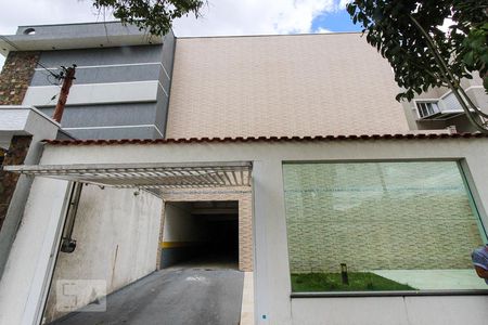 Casa de condomínio à venda com 84m², 2 quartos e 2 vagasFachada