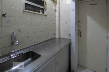 Cozinha de kitnet/studio à venda com 1 quarto, 25m² em Copacabana, Rio de Janeiro