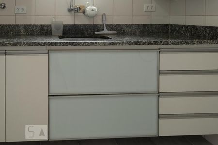 Cozinha de apartamento para alugar com 2 quartos, 52m² em Saúde, São Paulo