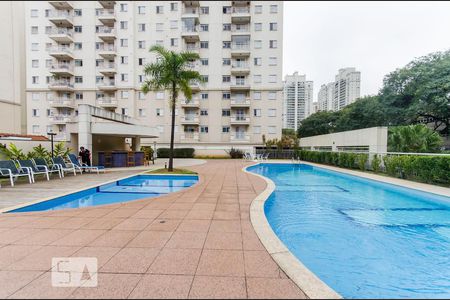 Apartamento à venda com 52m², 1 quarto e 1 vaga Apartamento à venda com 52m², 1 quarto e 1 vagaÁrea comum - Piscina