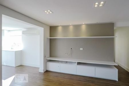 Apartamento para alugar com 111m², 2 quartos e 2 vagasSala