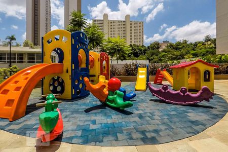 Apartamento para alugar com 111m², 2 quartos e 2 vagasÁrea Comum - Playground