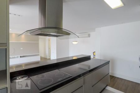 Cozinha de apartamento para alugar com 2 quartos, 111m² em Aclimação, São Paulo