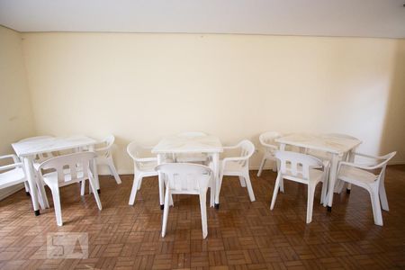 Apartamento à venda com 49m², 1 quarto e 1 vagaSalão de Festas