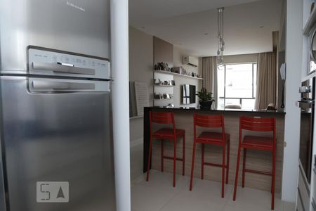 Apartamento à venda com 96m², 3 quartos e 1 vagaCozinha