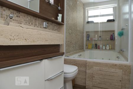 Apartamento à venda com 96m², 3 quartos e 1 vagaBanheiro da Suíte