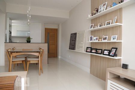 Apartamento à venda com 96m², 3 quartos e 1 vagaSala