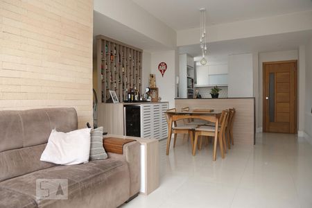 Apartamento à venda com 96m², 3 quartos e 1 vagaSala