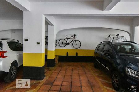 Apartamento à venda com 90m², 3 quartos e 1 vaga Apartamento à venda com 90m², 3 quartos e 1 vagaGaragem