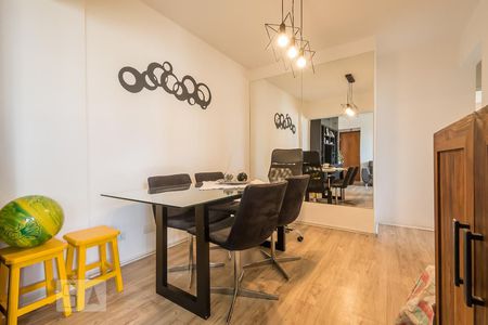 Sala de apartamento à venda com 3 quartos, 90m² em Nova Piraju, São Paulo