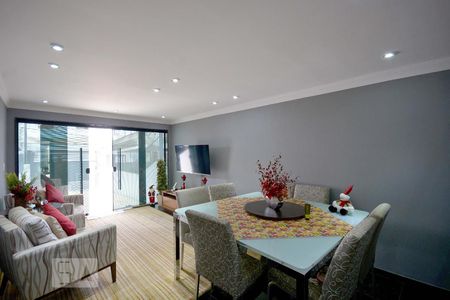 Sala de casa à venda com 2 quartos, 110m² em Bosque da Saúde, São Paulo