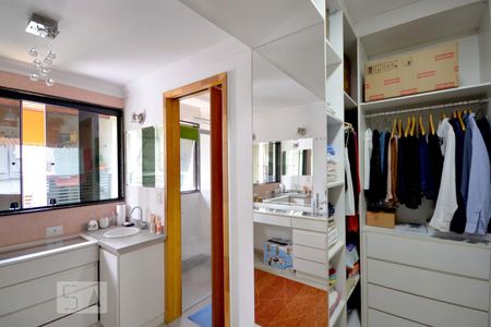 Casa à venda com 110m², 2 quartos e 1 vagaCloset Quarto 2
