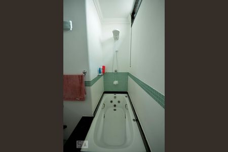 Suite Quarto 1 de casa à venda com 2 quartos, 110m² em Bosque da Saúde, São Paulo