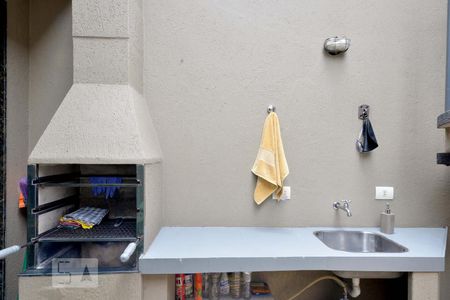 Casa à venda com 110m², 2 quartos e 1 vagaQuintal