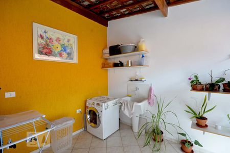 Casa à venda com 110m², 2 quartos e 1 vagaArea de Serviço