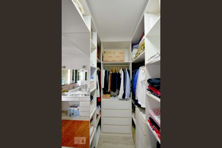 Casa à venda com 110m², 2 quartos e 1 vagaCloset Quarto 2